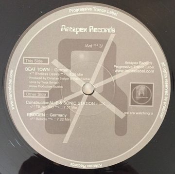 Abbildung zu Endless Desire / TB-MP 303 / Robots